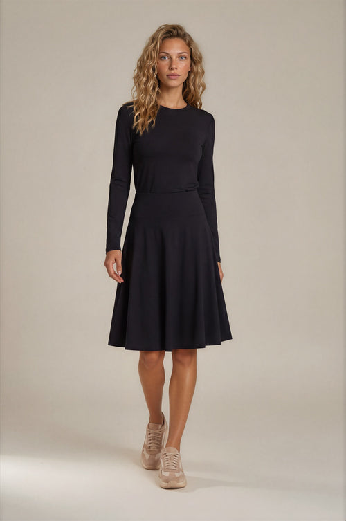 ALAYA Mid Skirt